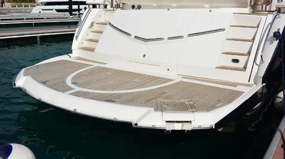 90 FT YACHT SUNSEEKER 